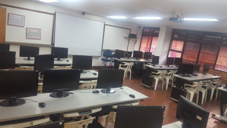 sala de computo 5